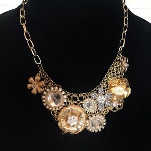 Sparkly Embellished Gold Tone Floral Necklace